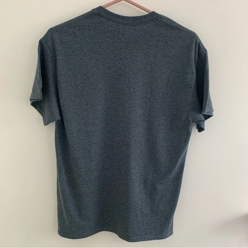 Motley Crew The Bad Boys of Hollywood Graphic T-Shirt - Gray NWT - Picture 6 of 8